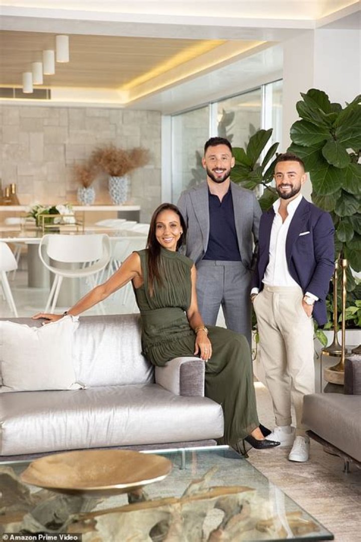 
Simon Cohen Girlfriend and Partner Sam Border, Luxe Listings Sydney Agent Net Worth 