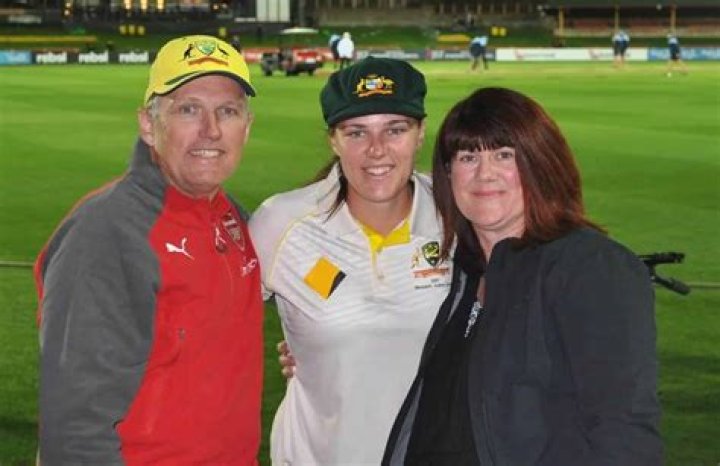
Tahlia Mcgrath Partner Cameron Nesbitt is from Adelaide 