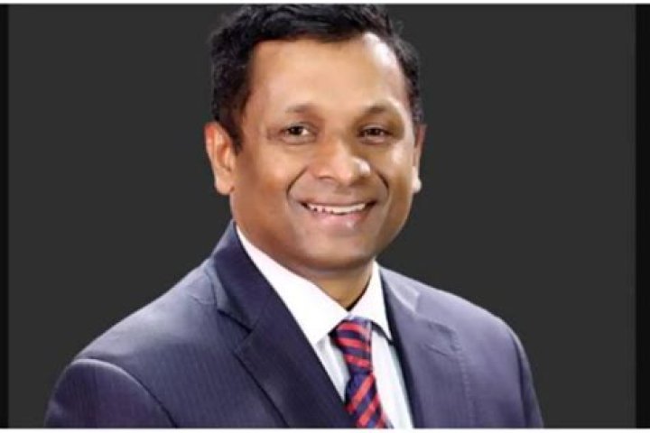 
The US Judge Who Rolled Beedis Was a Kerala School Dropout 