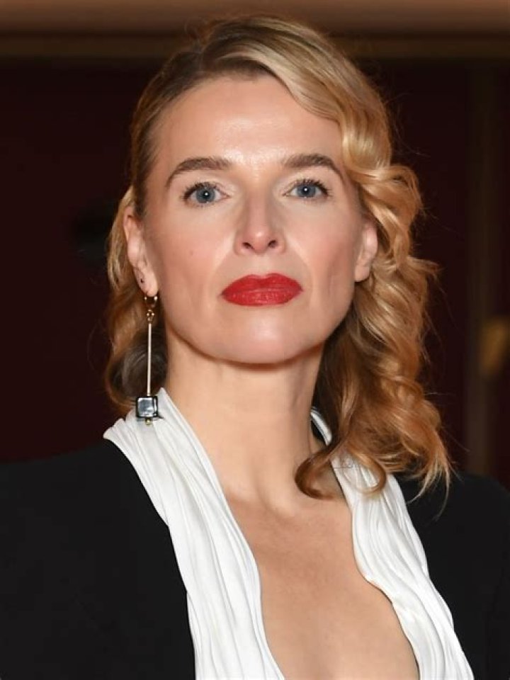 Thekla Reuten Height, Weight, Net Worth, Age, Wiki, Who, Instagram, Biography