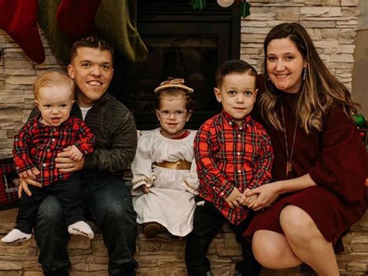 
Tori Roloff Parents Kim Patton and Gary Patton Raised Her To Be A Wonderful Family Person 