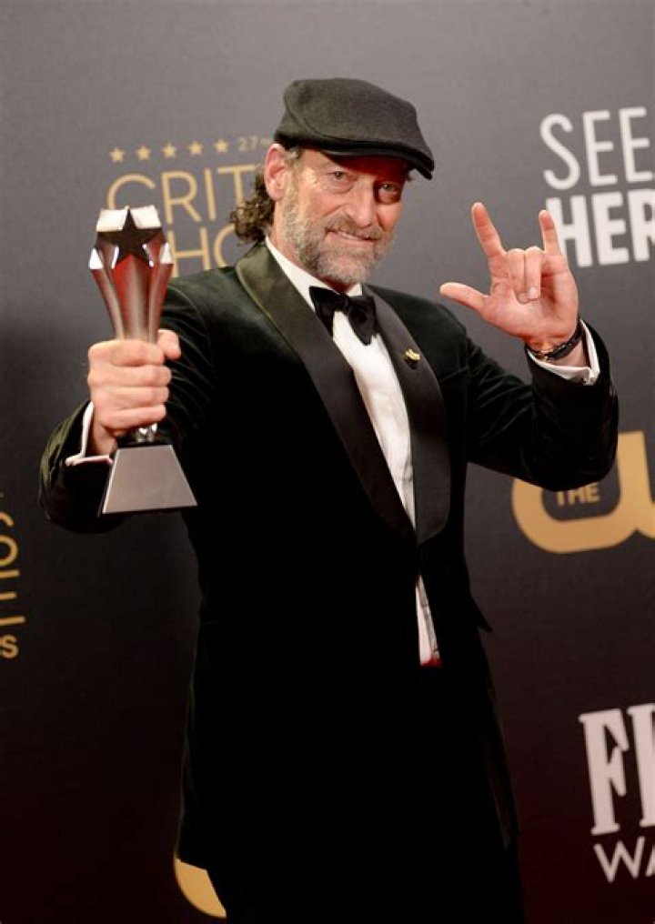 Troy Kotsur Height, Weight, Net Worth, Age, Birthday, Wikipedia, Who, Nationality, Biography