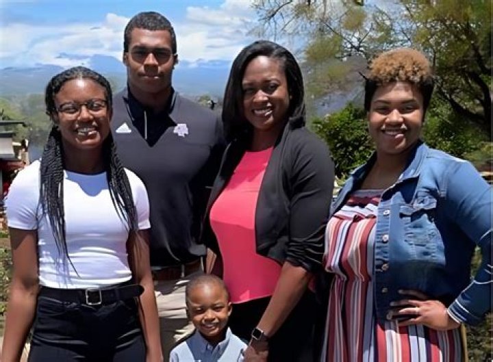 
Tyree Wilson Family Excited For The NFL Draft 2023 