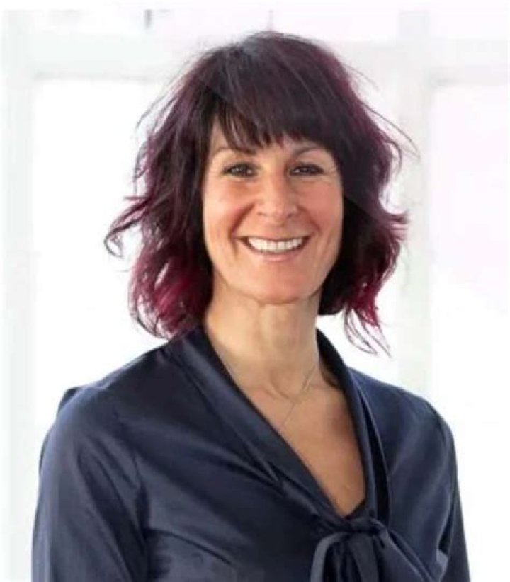 
UK Physiotherapist, Daniella DiMambro, 48, was killed after being struck by Lightning 