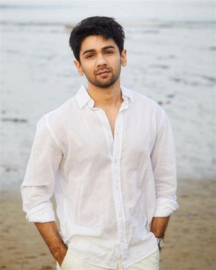 Umar Kamani Height, Weight, Net Worth, Age, Birthday, Wikipedia, Who, Nationality, Biography