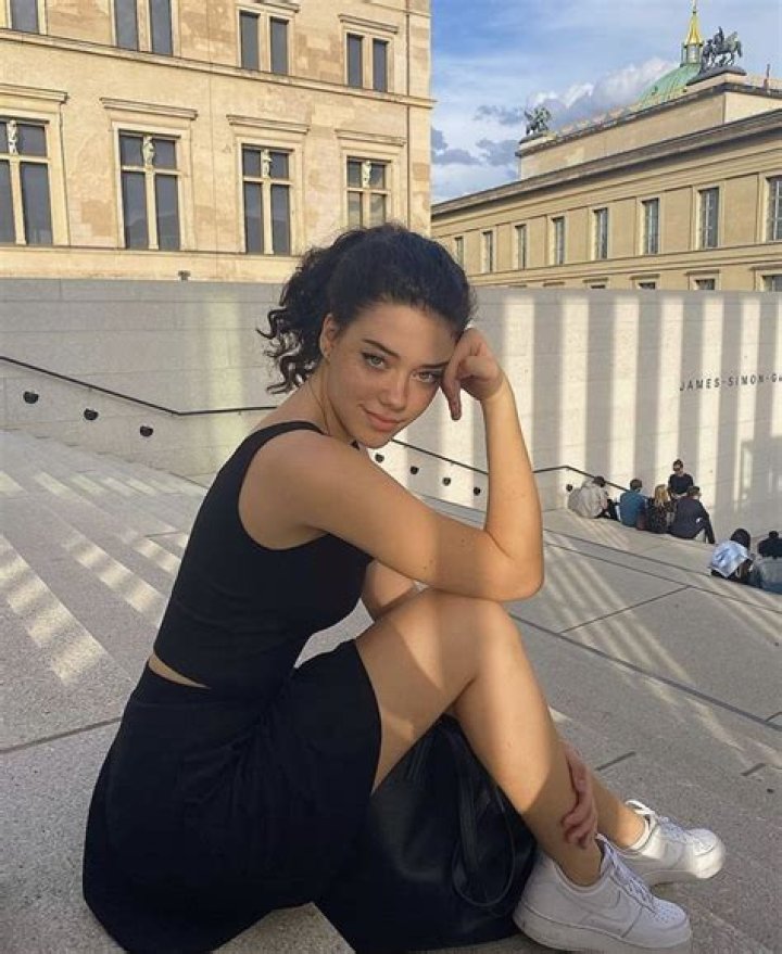 
Vanessa Rhd Height, Weight, Net Worth, Age, Birthday, Wikipedia, Who, Nationality, Biography 