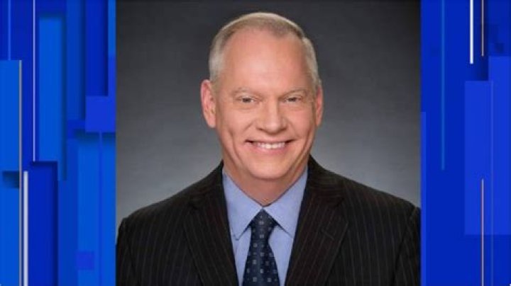 What happened to Greg Simmons? Veteran KSAT sports anchor’s resignation explored