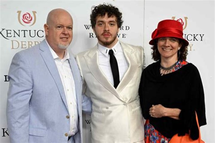 
Who Are Jack Harlow Parents Maggie & Brian Harlow? Meet The Rapper’s Brother And Family 
