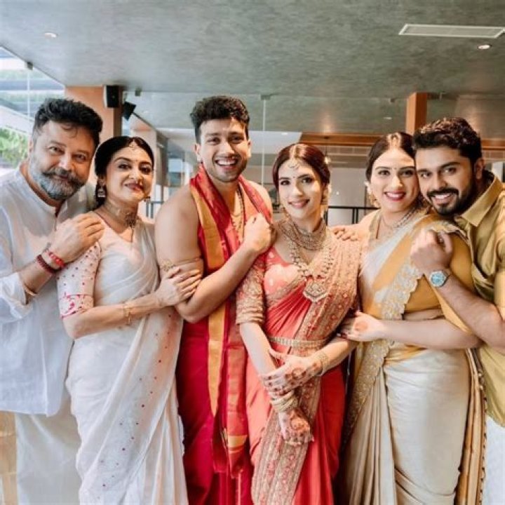 Who are Tarini Kalingarayars Parents? Tarini Kalingarayar Biography, Parents Name, Nationality and More