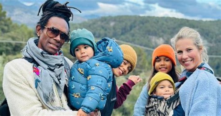 
Who Is Bobbie Eakes Husband David Steen? Kids Family And Net Worth 