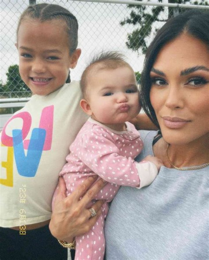
Who is Jesiree Dizon? Age and all about Shemar Moore’s girlfriend as couple are set to welcome their first child 
