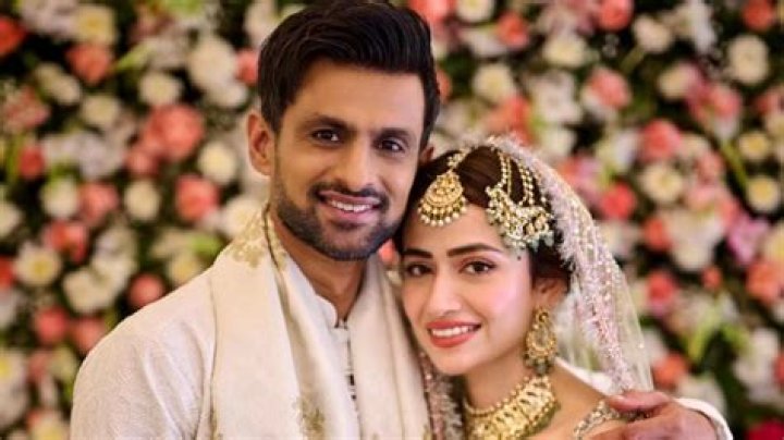 
Who Is Raheel Ahmed? Sania Khan Photographer Ex Husband From Georgia 