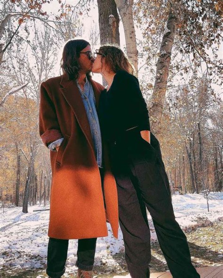 
Who Is Rumer Willis’ Husband? Is She Married To Derek Richard Thomas? 