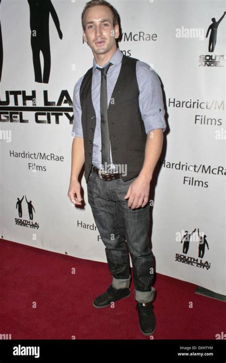 Will Rothhaar Height, Weight, Net Worth, Age, Wiki, Who, Instagram, Biography