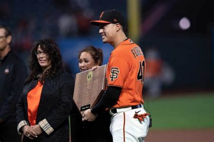 Wilmer Flores Wife Is The Baseball Utility Player Married? Meet His Partner On Instagram