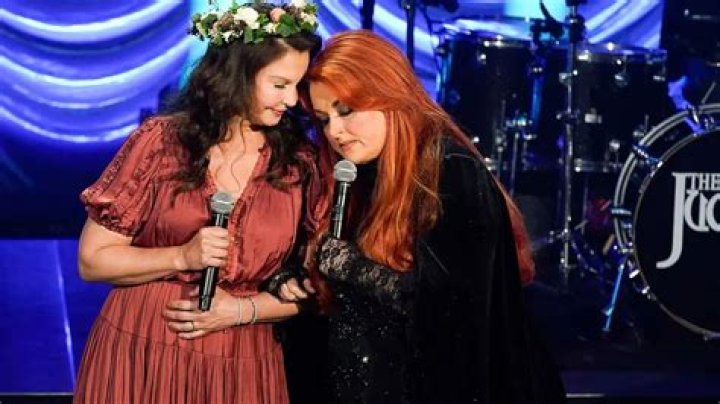 
Wynonna Judd Says She’s ‘OK’ and ‘Working So Hard’ on Mental Health After Canceling NYE Performance 